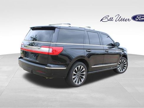 Used 2021 Lincoln Navigator Reserve w/ Luxury Package AWD/4WD image 5