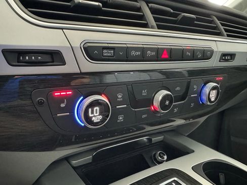 Used 2018 Audi Q7 2.0T Premium Plus w/ Premium Plus Package image 37