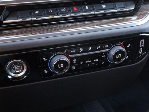 Used 2024 Chevrolet Silverado 1500 LT AWD/4WD image 19