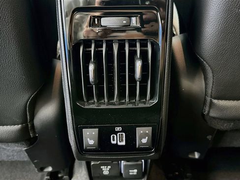 Used 2022 Jeep Compass Limited w/ Elite Group AWD/4WD image 25