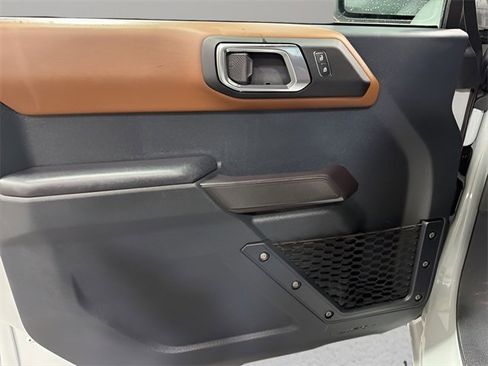 Used 2024 Ford Bronco Outer Banks image 9