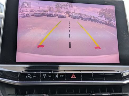 Certified 2022 Jeep Compass Latitude FWD image 20