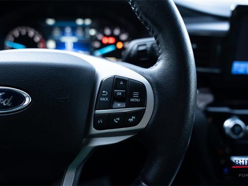 Certified 2021 Ford Explorer Limited w/ Equipment Group 301A image 26