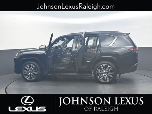 New 2026 Lexus LX 600 4WD w/ Luxury Package image 28