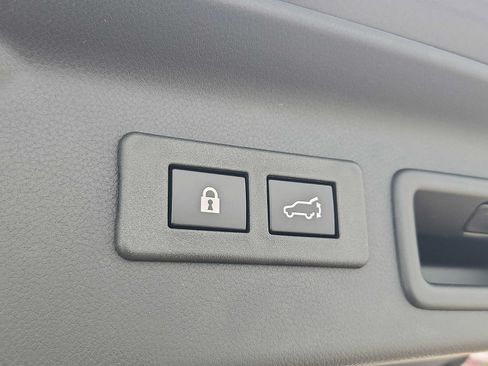 Certified 2026 Subaru Forester Premium AWD/4WD image 29