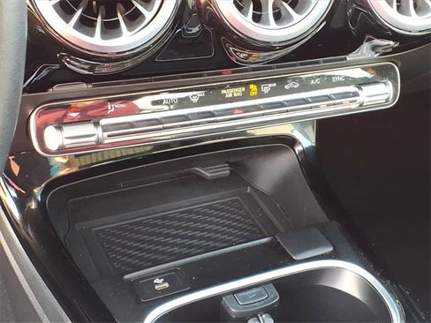 Used 2025 Mercedes-Benz CLA 250 4MATIC image 10