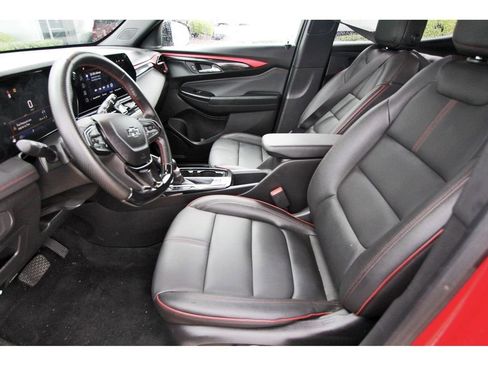 Used 2026 Chevrolet TrailBlazer RS w/ Convenience Package FWD image 6