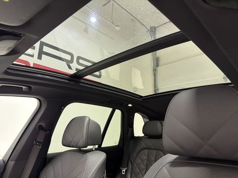 Used 2024 BMW X5 xDrive40i w/ M Sport Package AWD/4WD image 13