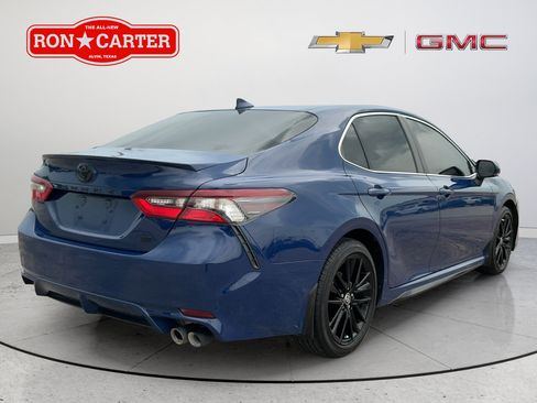 Used 2023 Toyota Camry SE FWD image 6