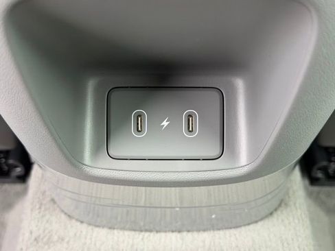 New 2026 Hyundai Elantra Hybrid FWD image 27