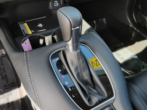 Used 2024 Honda HR-V EX-L image 22
