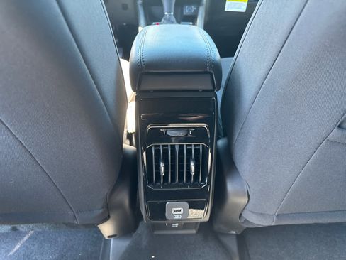 New 2025 Jeep Compass Sport image 29