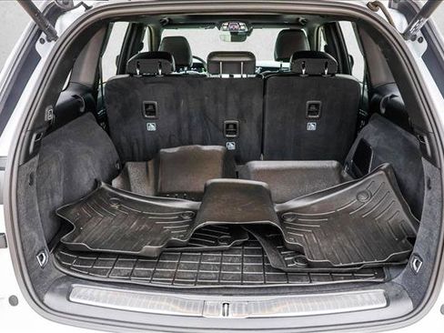 Used 2022 Jeep Grand Cherokee Overland image 24