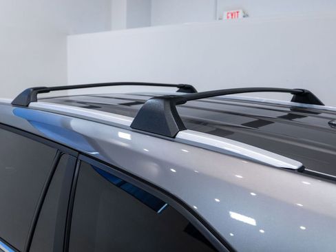 Certified 2025 Toyota Highlander XLE image 11