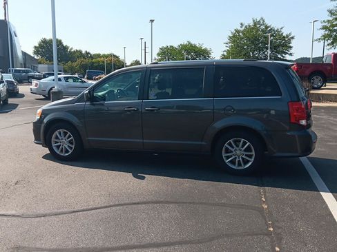 Used 2018 Dodge Grand Caravan SXT FWD image 8