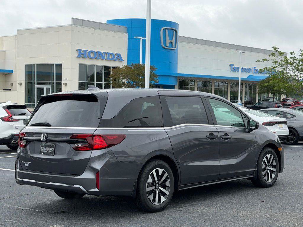 Used 2026 Honda Odyssey EX-L image 7