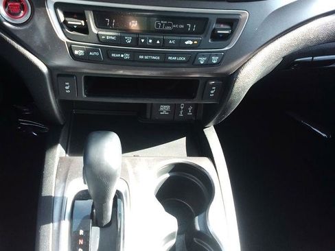 Used 2017 Honda Pilot EX-L image 11