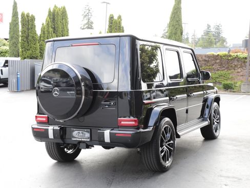 Used 2024 Mercedes-Benz G 550 image 8