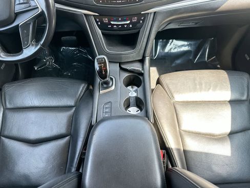 Used 2019 Cadillac XT5 Premium Luxury image 31