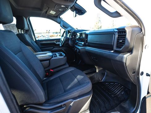 Used 2024 Chevrolet Silverado 3500 LT AWD/4WD image 30