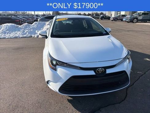 Used 2024 Toyota Corolla LE image 3