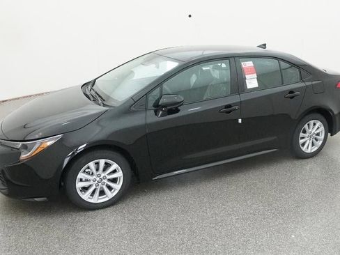 New 2026 Toyota Corolla LE image 2