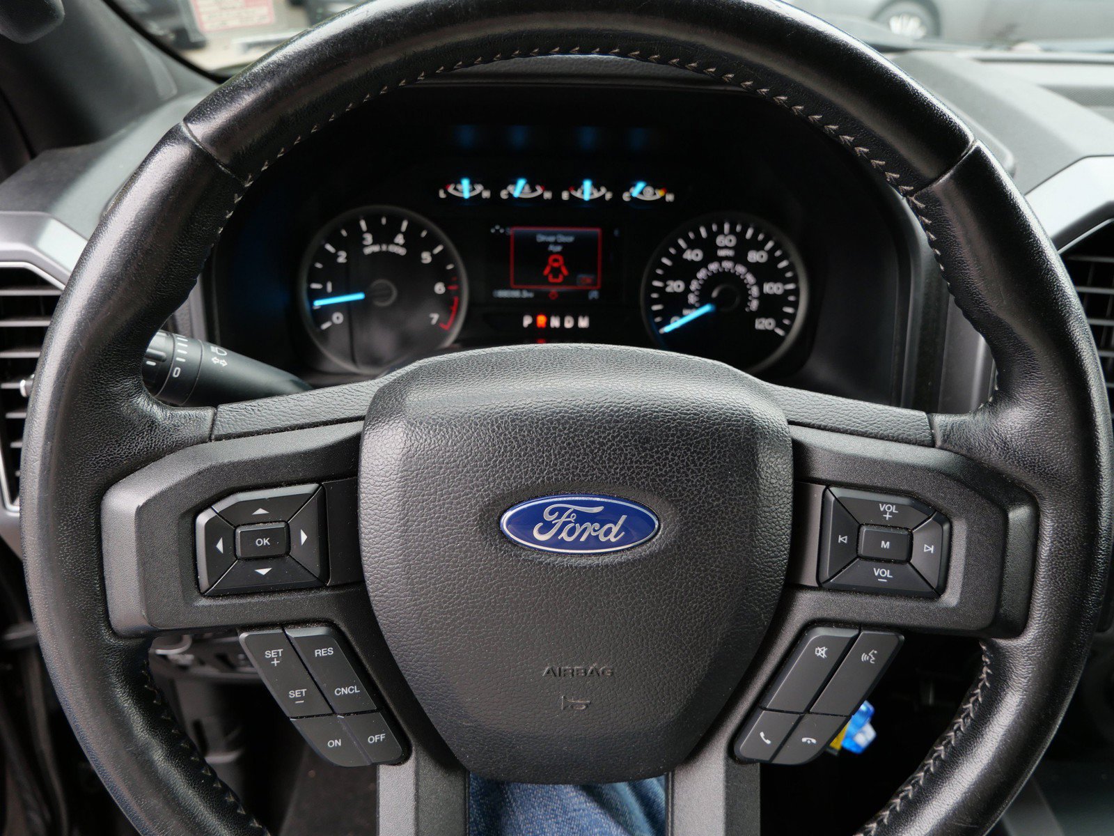 Used 2019 Ford F150 XLT w/ Equipment Group 302A Luxury AWD/4WD image 25