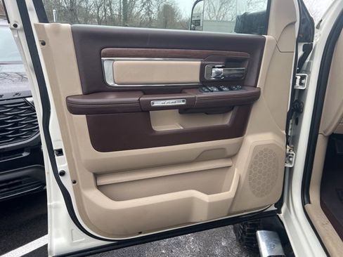 Used 2018 RAM 2500 Laramie image 24