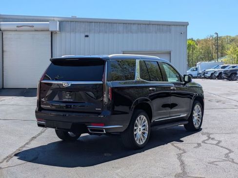 Used 2023 Cadillac Escalade Premium Luxury AWD/4WD image 5
