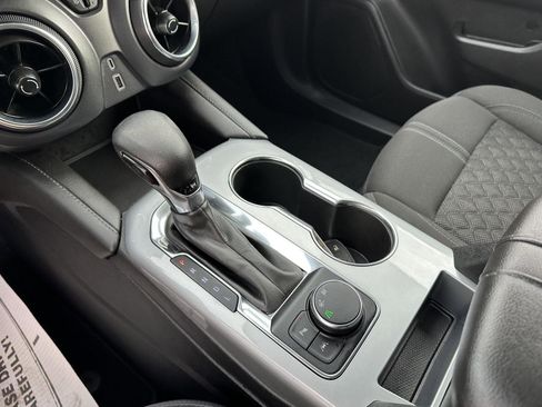 Used 2022 Chevrolet Blazer LT image 36