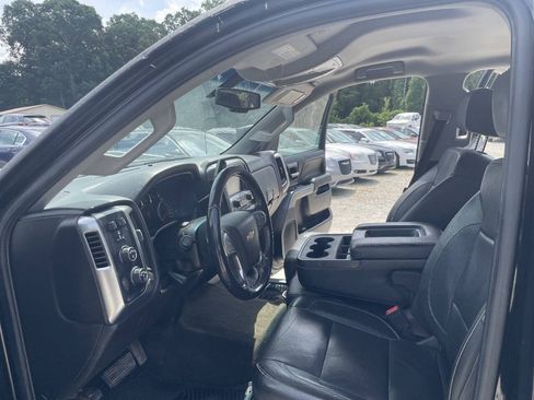 Used 2017 Chevrolet Silverado 2500 LT w/ LT Convenience Package AWD/4WD image 9