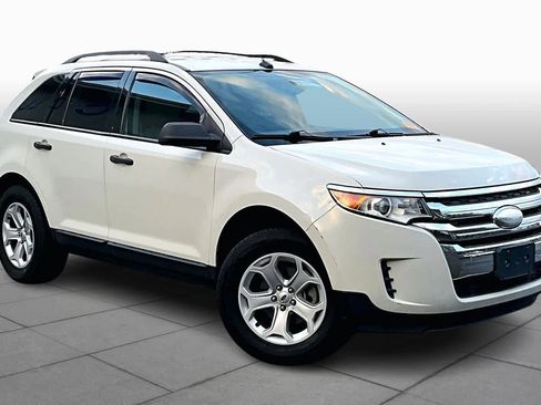 Used 2012 Ford Edge SE w/ Cargo Accessory Pkg image 2