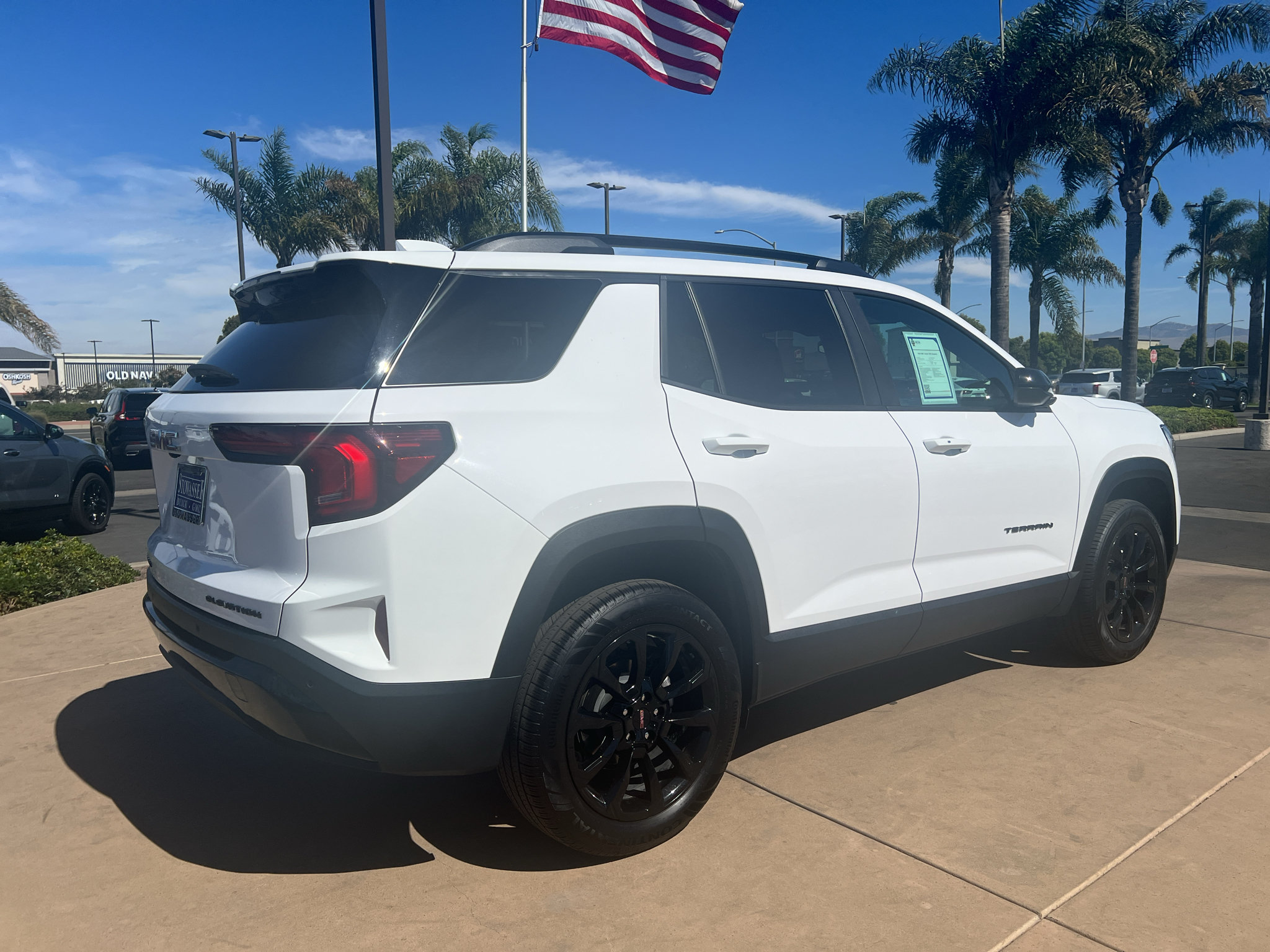 Used 2026 GMC Terrain Elevation w/ Elevation Premium Package FWD image 5