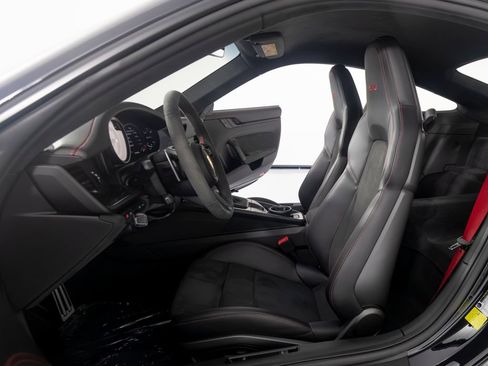 Used 2022 Porsche 911 GT3 RWD image 12