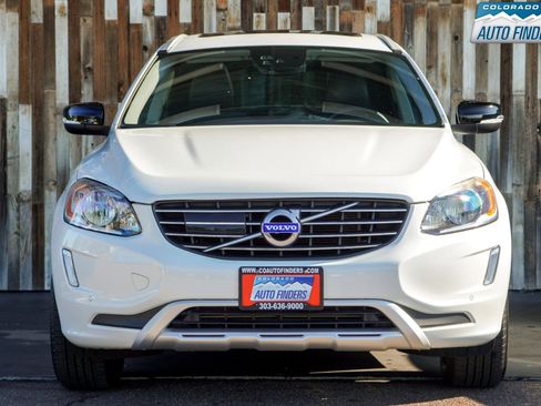 Used 2017 Volvo XC60 T5 Dynamic w/ Advanced Package image 6