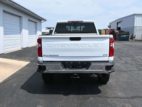 Used 2021 Chevrolet Silverado 2500 LTZ w/ LTZ Premium Package AWD/4WD image 8