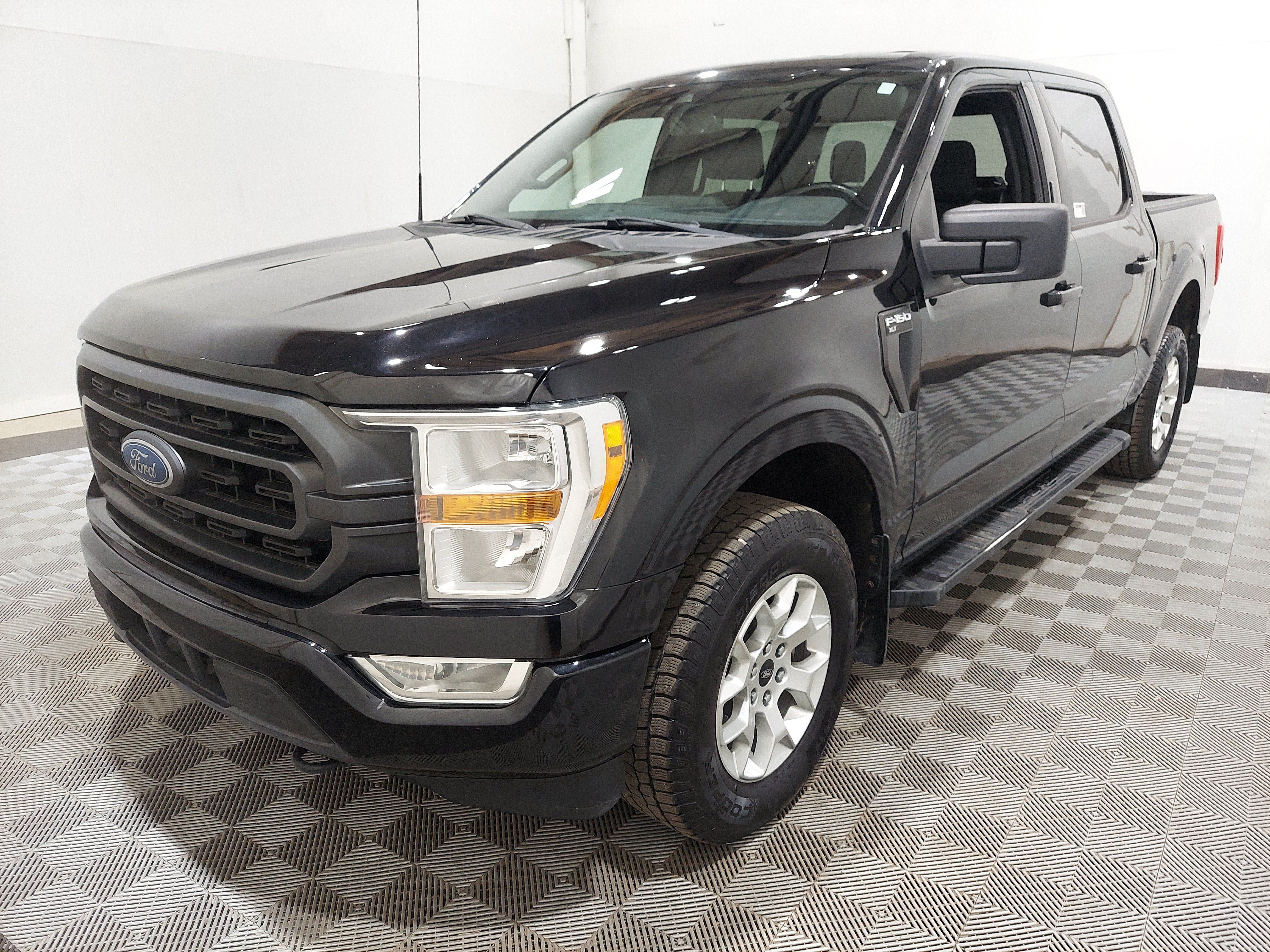 Used 2022 Ford F150 XLT w/ Equipment Group 301A Mid AWD/4WD image 1