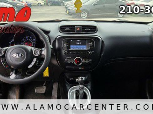 Used 2017 Kia Soul + FWD image 31