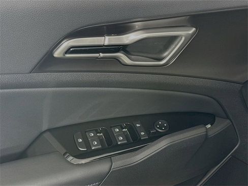 Certified 2025 Kia Sportage EX w/ Premium Package image 18