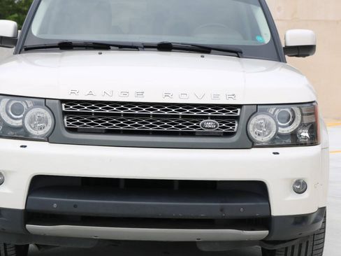 Used 2010 Land Rover Range Rover Sport Supercharged AWD/4WD image 42