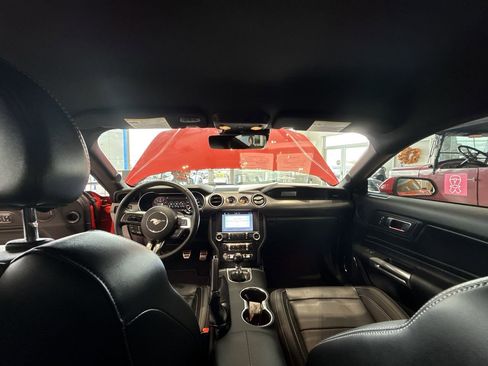 Used 2018 Ford Mustang GT Premium w/ Performance Package - Level 2 image 19