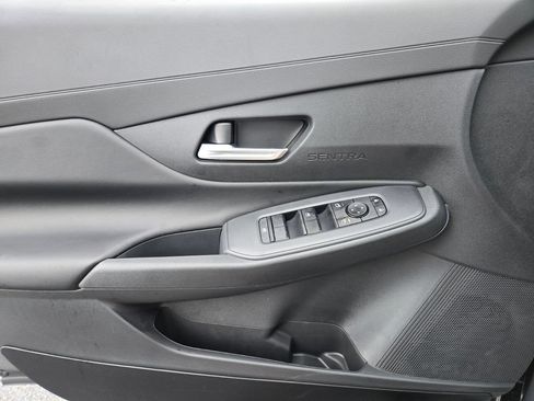 New 2026 Nissan Sentra SV w/ SV Convenience Package FWD image 13
