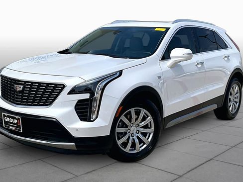 Used 2022 Cadillac XT4 Premium Luxury w/ Enhanced Visibility Package FWD image 1