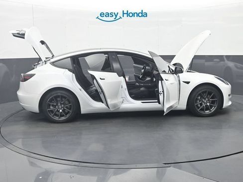 Used 2021 Tesla Model 3 Standard Range Plus RWD image 40