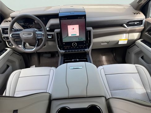 New 2026 GMC Yukon XL Denali w/ Sun & Power Step Package AWD/4WD image 20