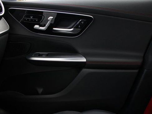 New 2025 Mercedes-Benz GLC 43 AMG 4MATIC image 38
