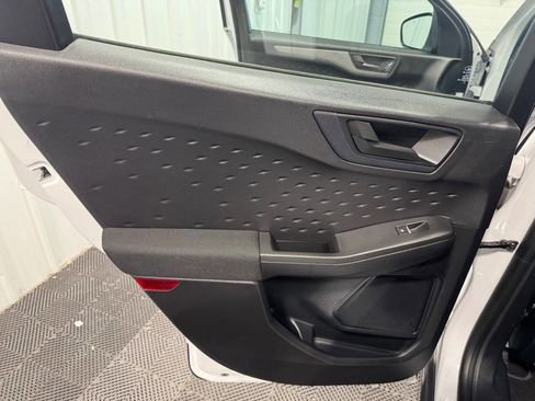 Used 2020 Ford Escape S image 11