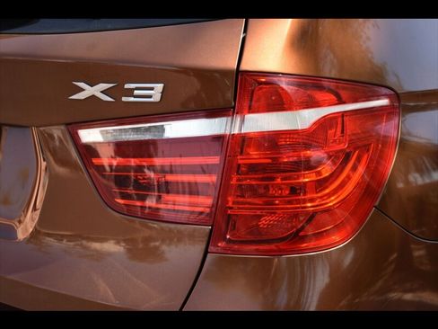 Used 2017 BMW X3 xDrive28i AWD/4WD image 47