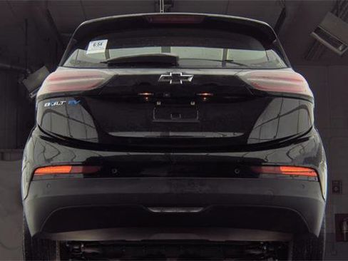 Used 2022 Chevrolet Bolt LT image 5