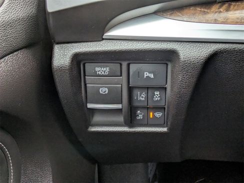 Certified 2020 Acura MDX SH-AWD w/ Advance Package image 18